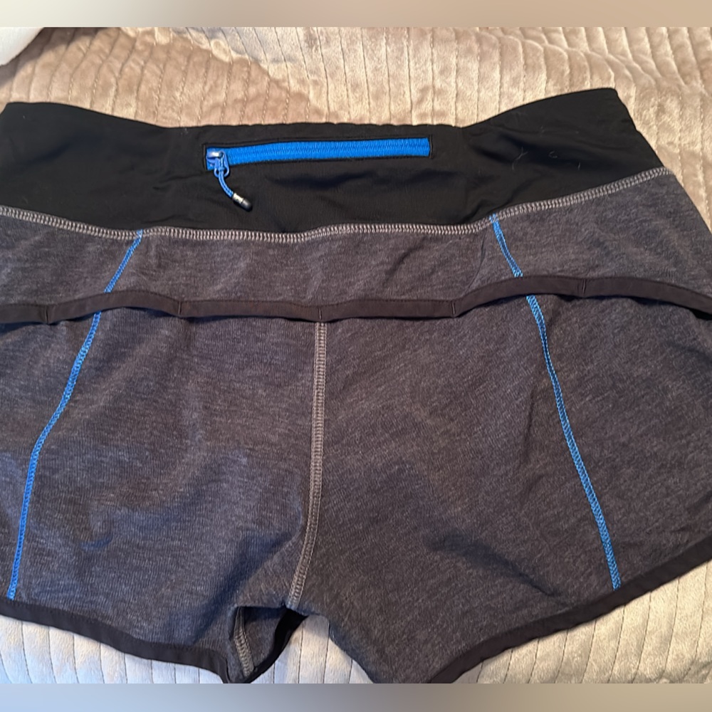 Lululemon shorts size 2